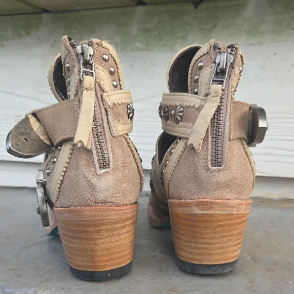 Lane Boots Tan Studded Leather Ankle Booties - Turquoise Soles - Picture 7 of 11